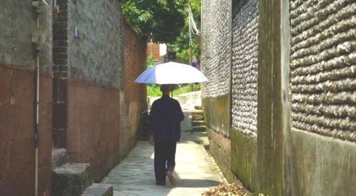 河边铺吃瓜,吃瓜群众的欢乐盛宴